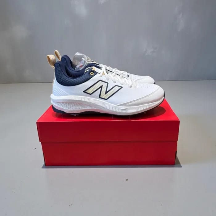 New Balance CK4030N5 Cricket Shoes image 1
