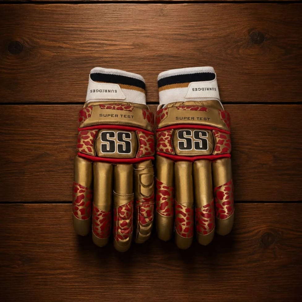 SS SuperTest Batting Gloves – Golden/Red