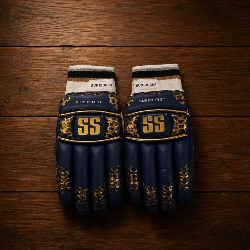 SS SuperTest Batting Gloves – Blue/Golden Dots
