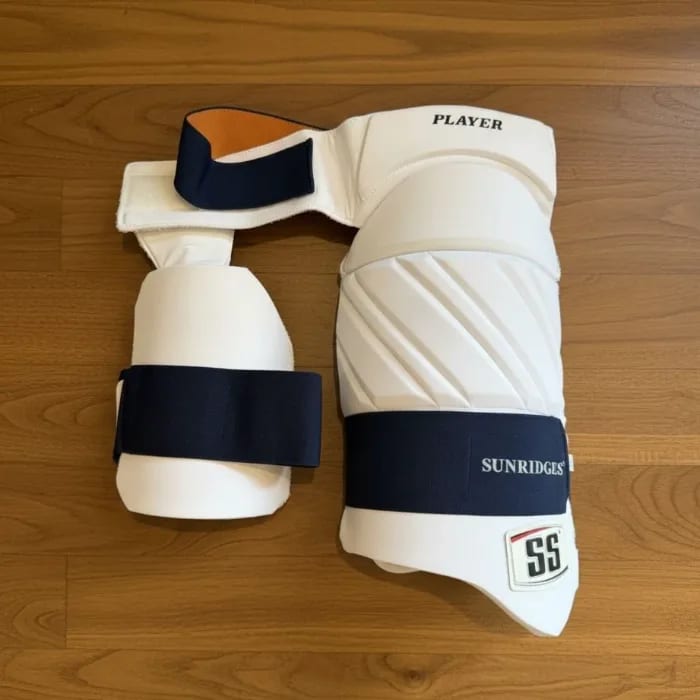 Thigh guard Player 2 In 1